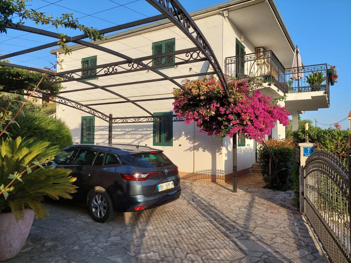 Kjara Apartments Tivat Buitenkant foto