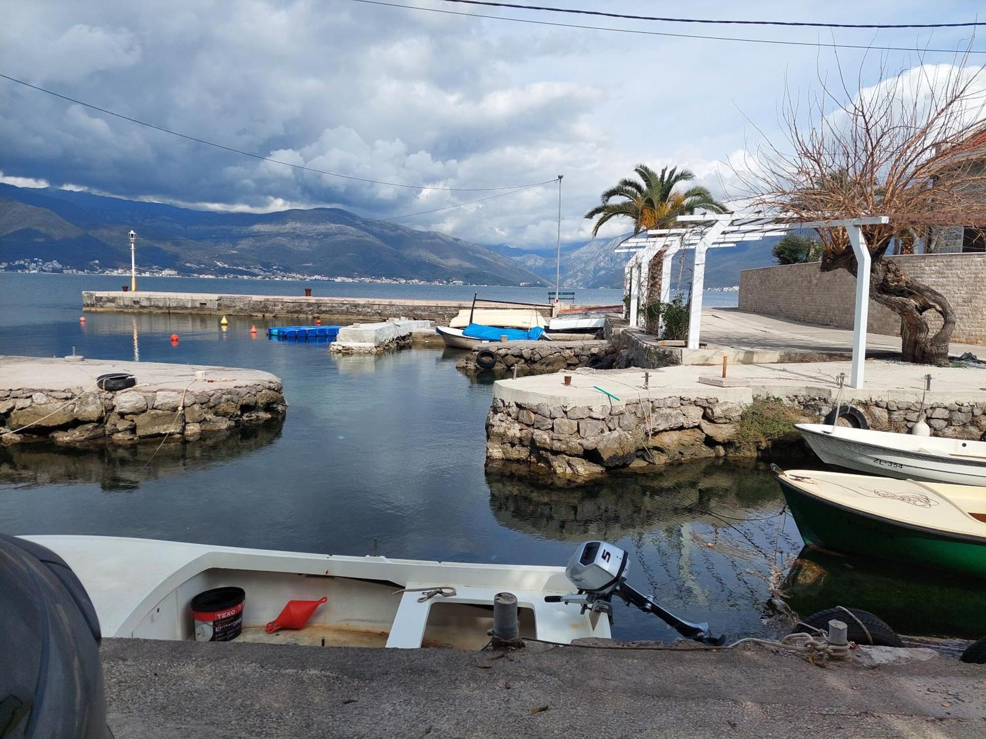 Kjara Apartments Tivat Buitenkant foto