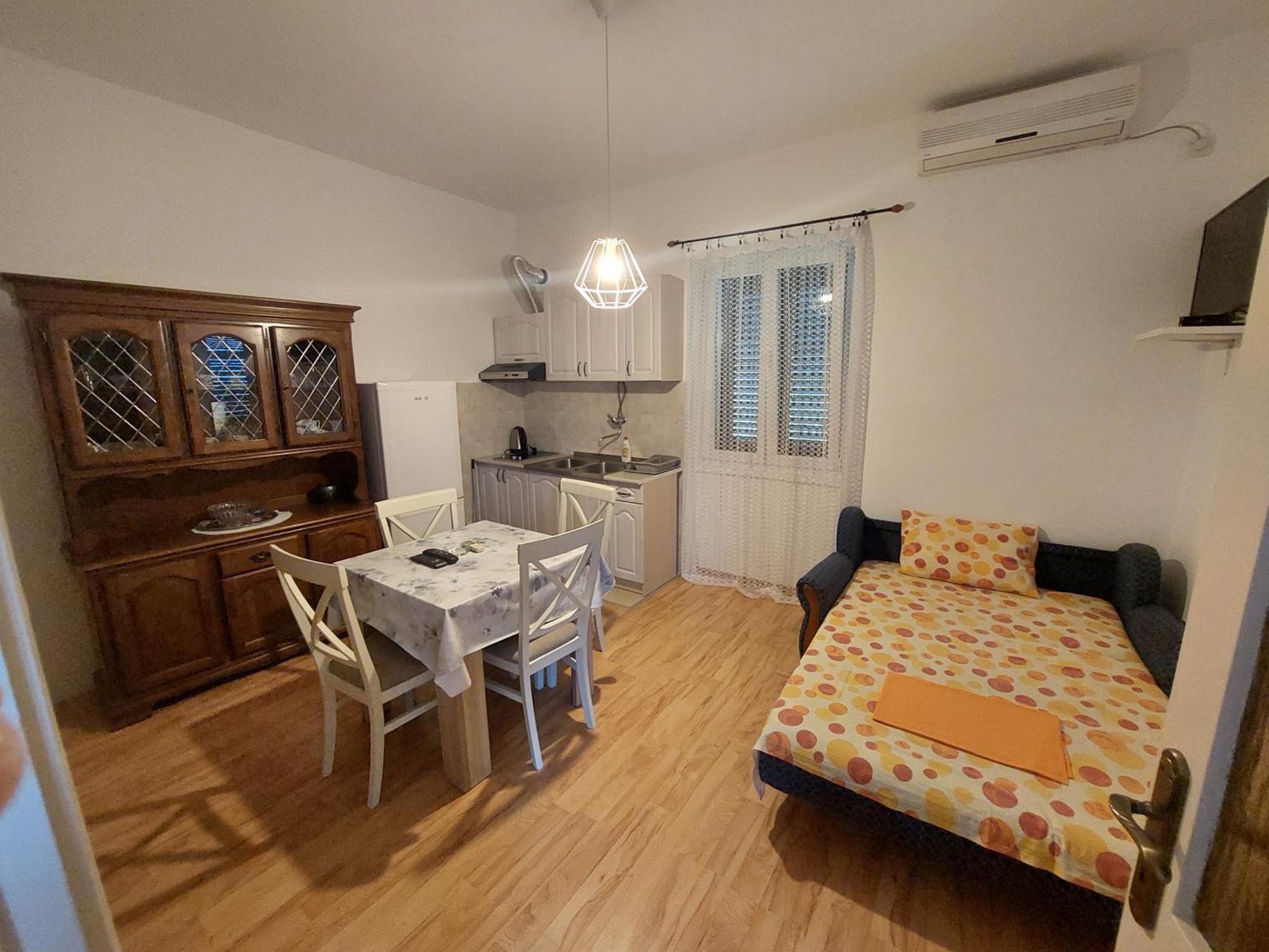 Kjara Apartments Tivat Buitenkant foto