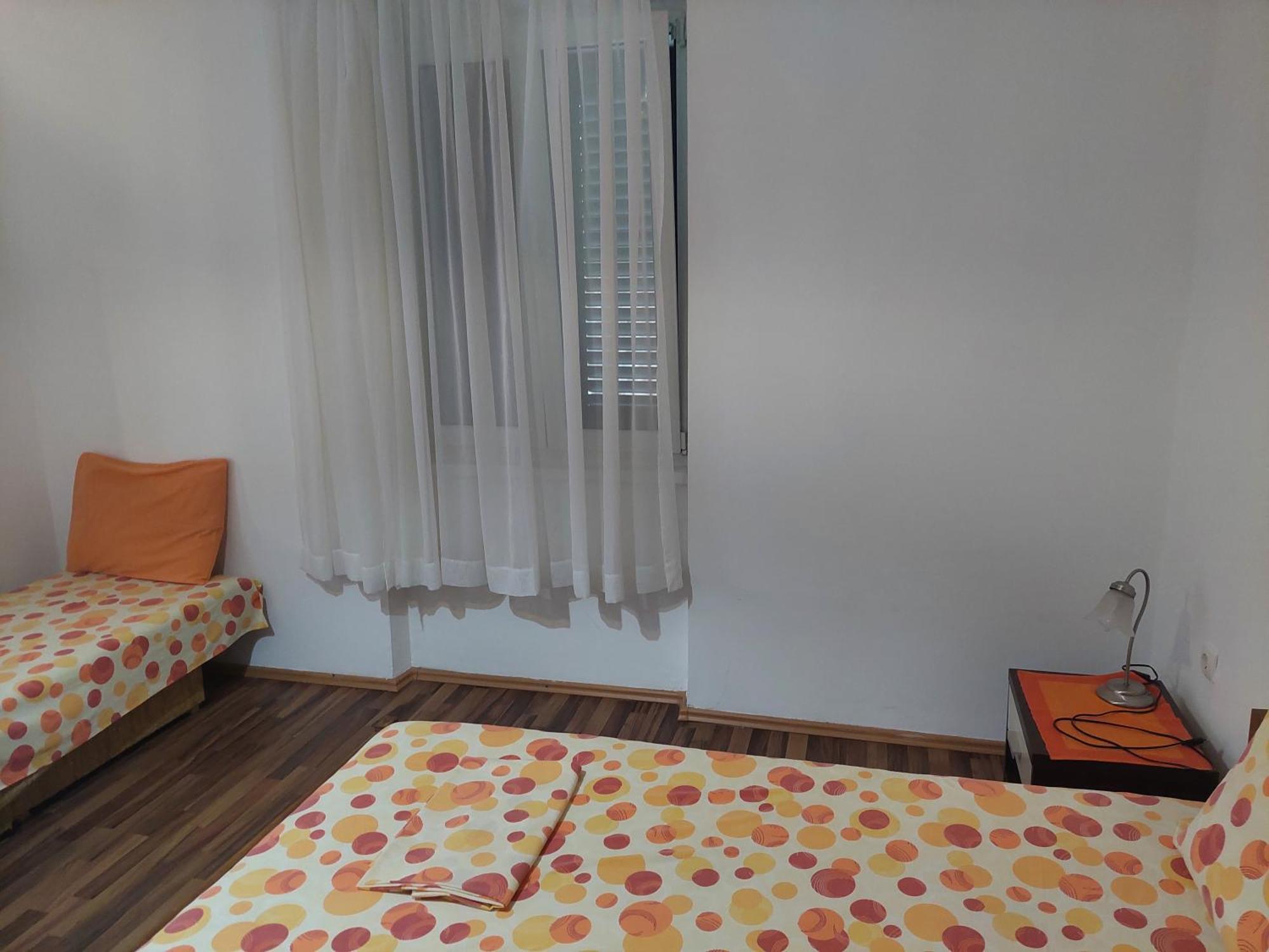 Kjara Apartments Tivat Buitenkant foto