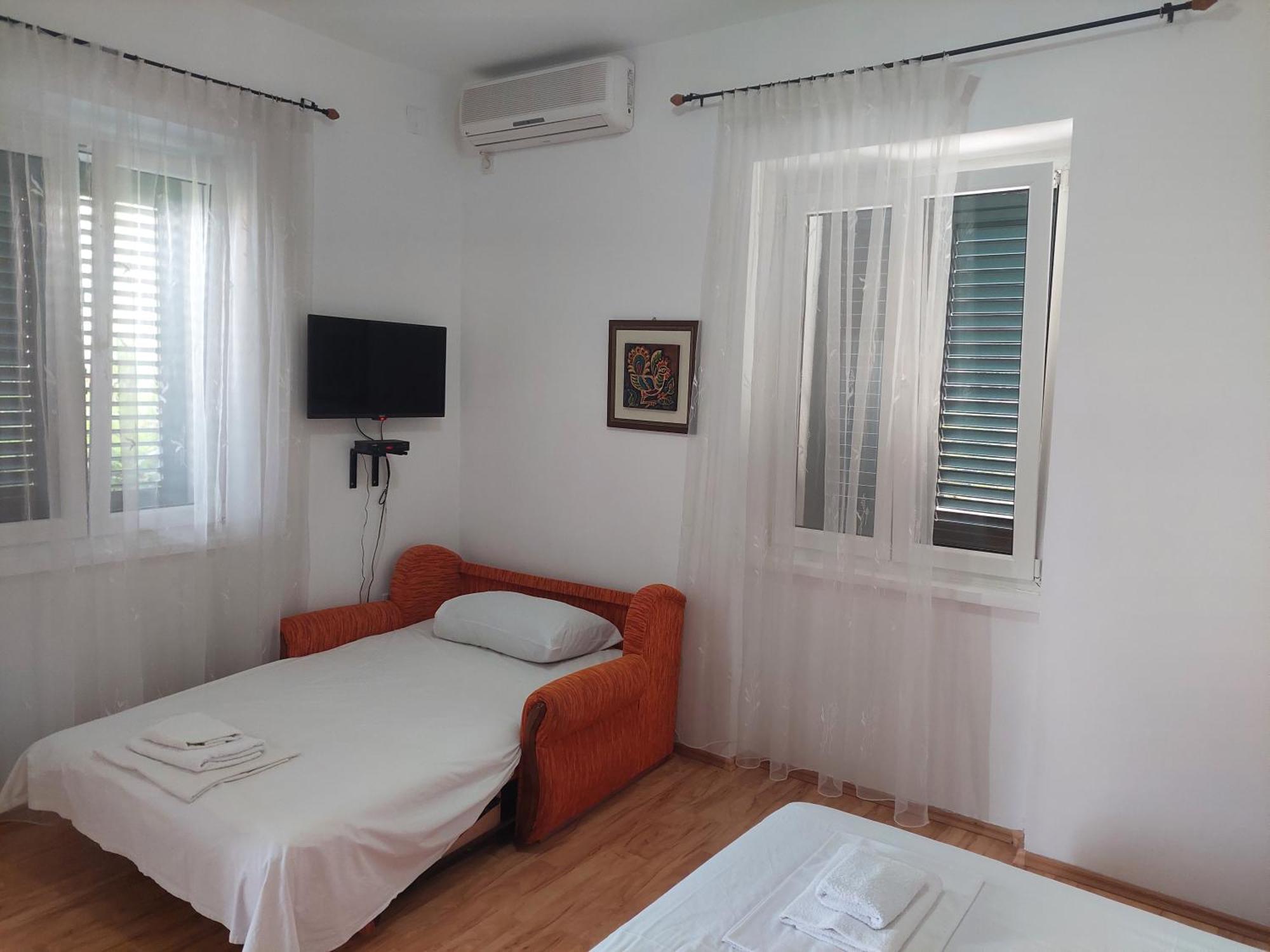 Kjara Apartments Tivat Buitenkant foto